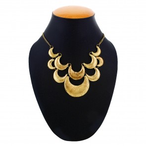 Artshai Golden Alloy necklace